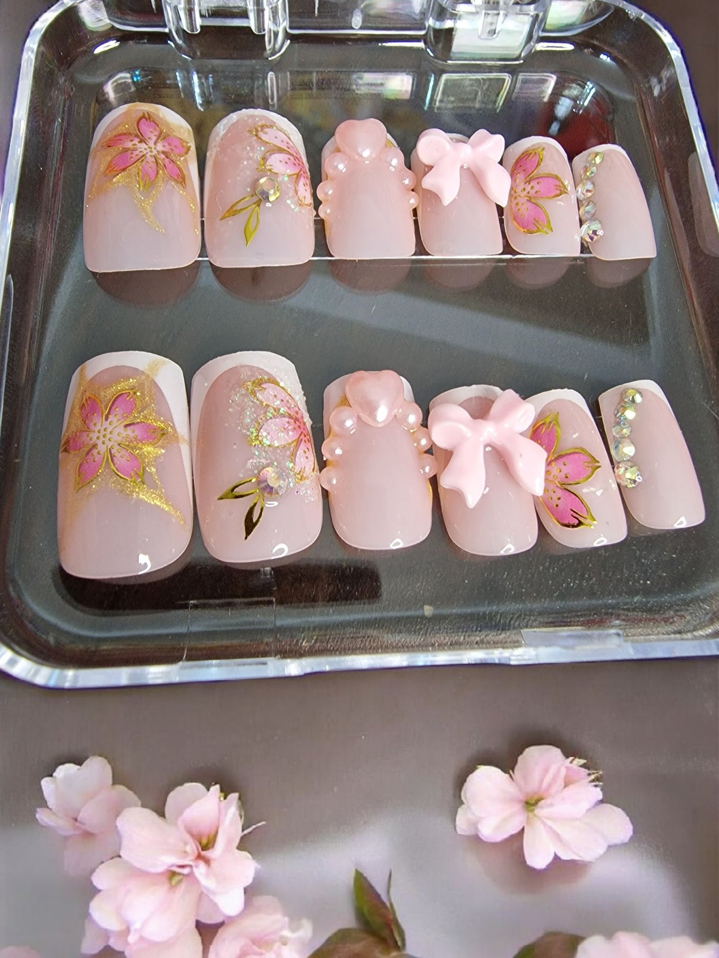 AR Hand Painted Press On Nails